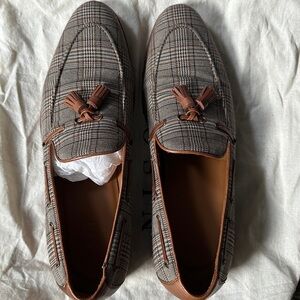 Taft Russel Loafer - in a plaid print